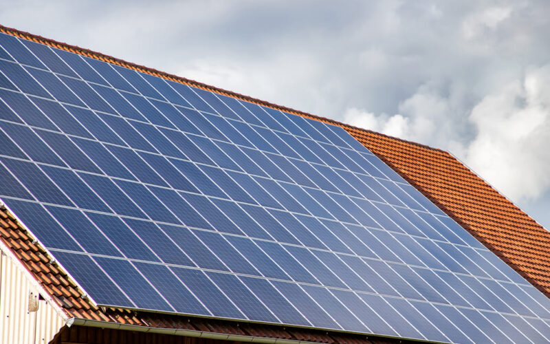 Instalación de paneles solares en Panamá: la solución energética ideal